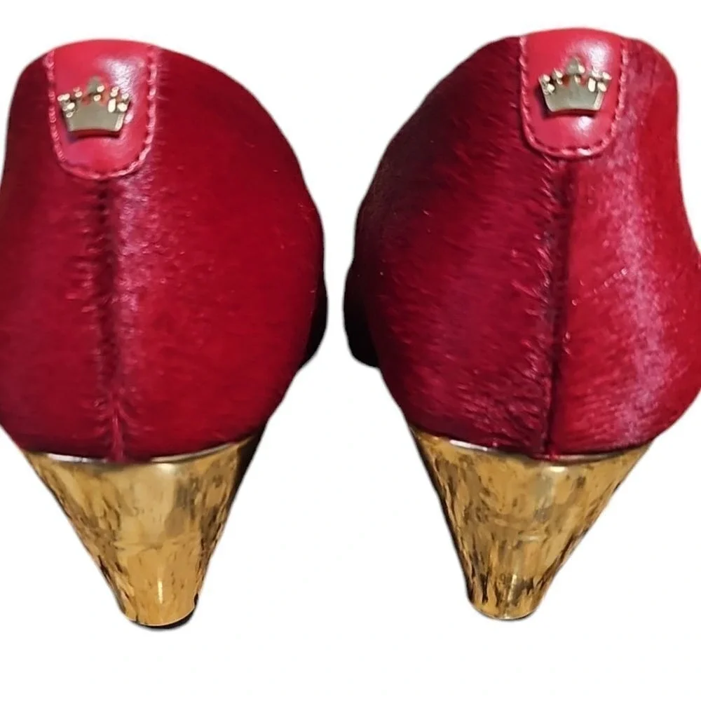 Dee Ocleppo Deesigns‎ Red Pony Hair Pointed Toe Wedge Pumps Elegant Shoes 7.5